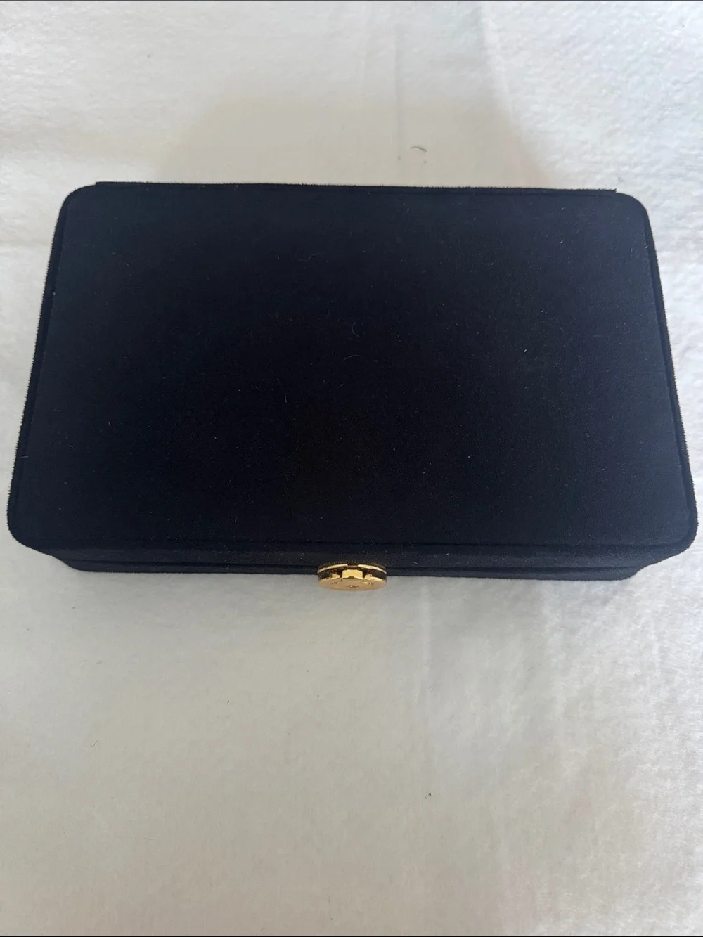 Velvet Jewelry Organizer Case with 24 Compartments - Black and Cream